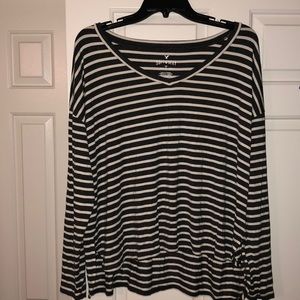 American Eagle T-shirt